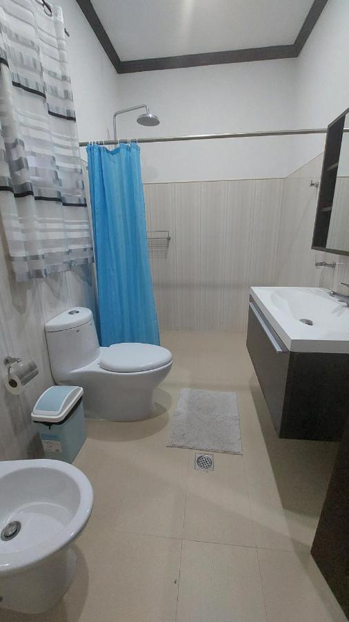 Beyond Island Hotel Moalboal Bagian luar foto