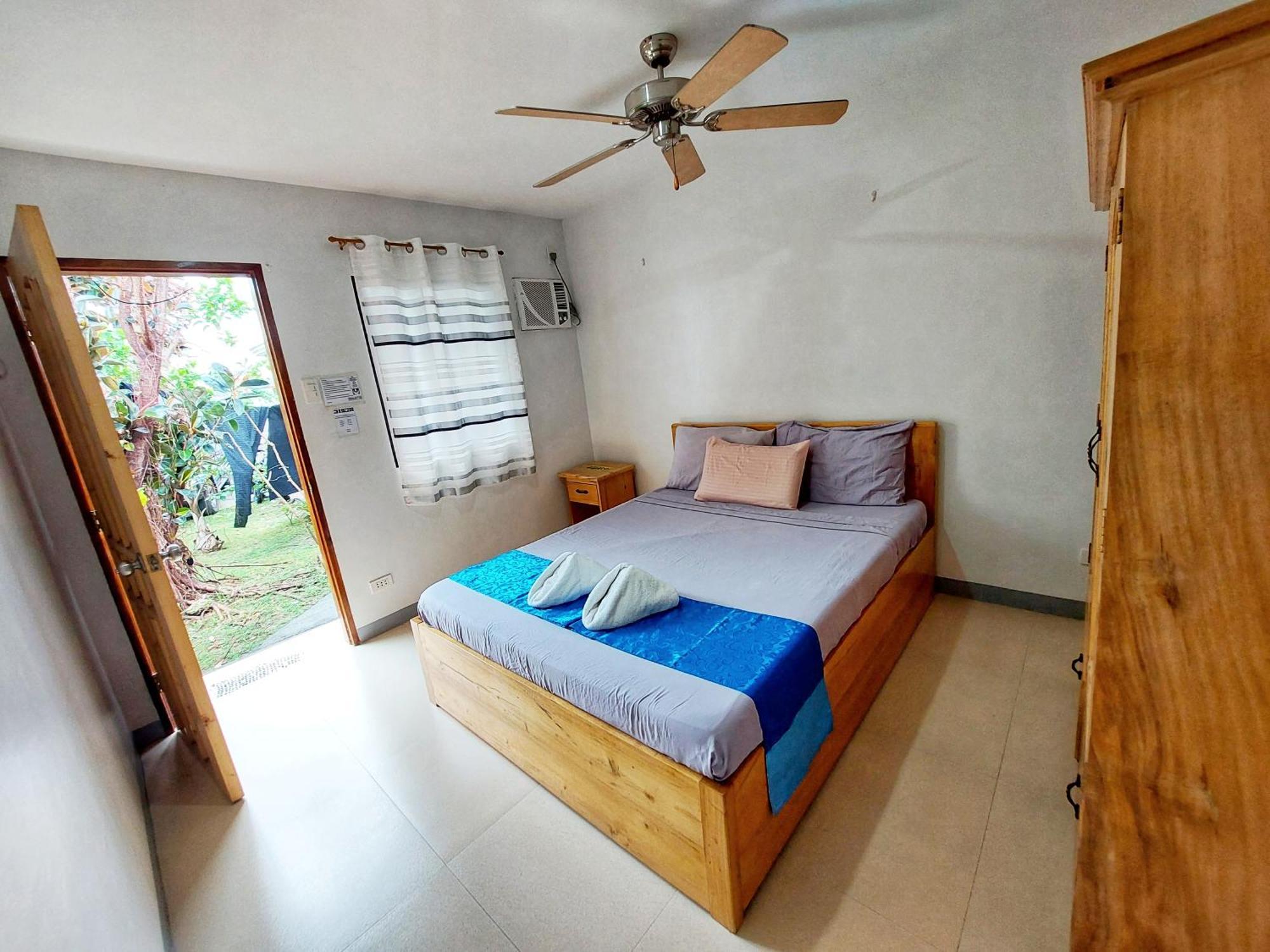 Beyond Island Hotel Moalboal Ruang foto